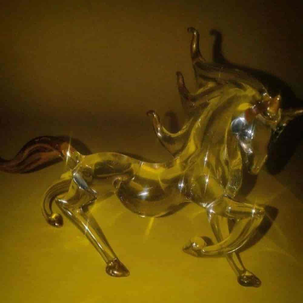 مجسمه اسب شیشه ای